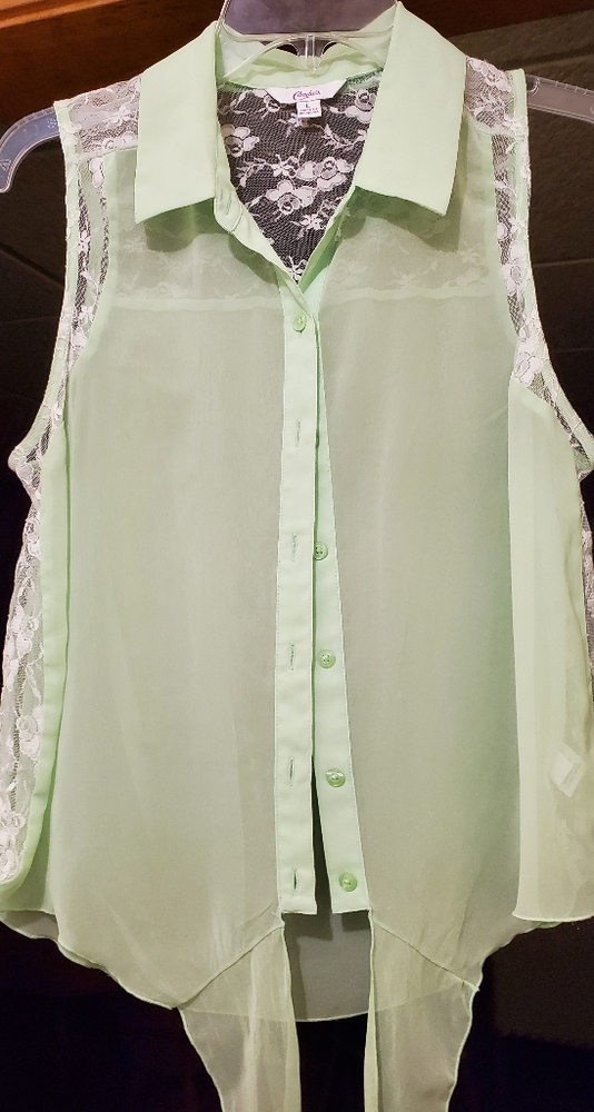 Tie Front Tank